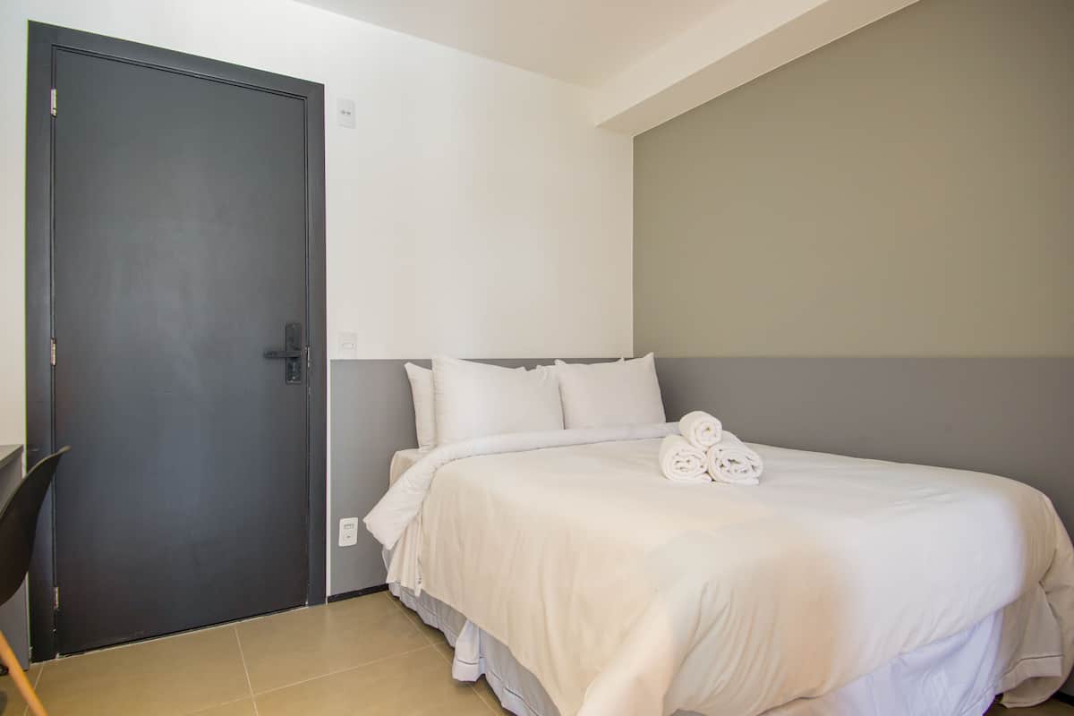 Estudio exclusivo (448913) | Escritorio, espacio para trabajar con un portátil, wifi gratis