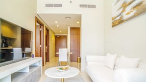 Living area - HEART OF BUSINESS BAY BURJ KHALIFA VIEW (Dubai)