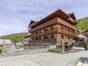 Exterior - Resort center, 2nd floor, tv, ski locker, 84m², Valloire (Valloire)