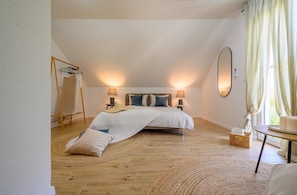 4 quartos, berço de viagem, Wi-Fi de cortesia, roupa de cama