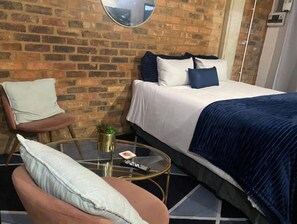 1 bedroom - Maboneng Oasis (Maboneng)