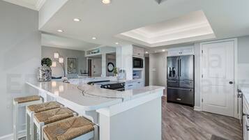 公寓客房, 3 間臥室 | 私人廚房 | 雪櫃、焗爐、洗碗機、咖啡機/沖茶器