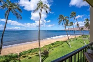 Beach - Sugar Beach Resort 328 1 Bedroom Condo (Kihei)