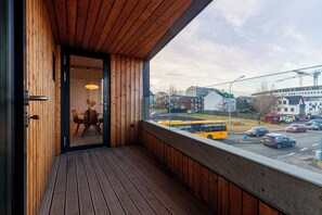 Luxury Apartment | Terrace/patio