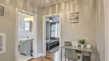 2 bedrooms, desk, iron/ironing board, travel crib