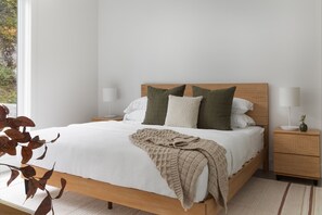 3 bedrooms, iron/ironing board, travel cot, WiFi