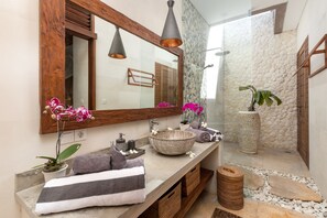 Villa, 3 Schlafzimmer, Raucher, eigener Pool | Badezimmer