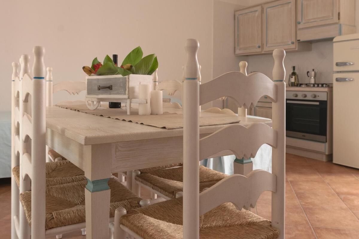 อพาร์ทเมนท์, 2 ห้องนอน, ระเบียง | ร้านอาหาร