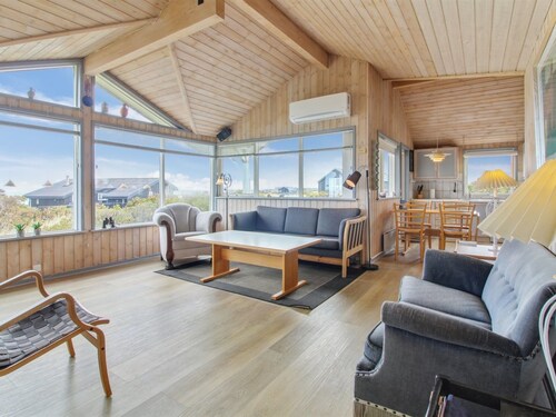 "Dorit" - 100m from the sea by Interhome
