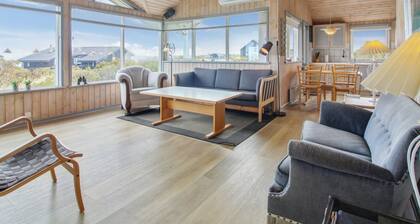 "Dorit" - 100m from the sea by Interhome