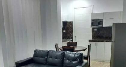 3B European Style furnish apartment!