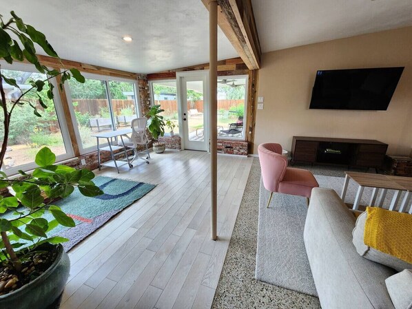 Älytelevisio, kirjoja