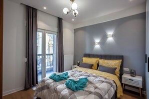 1 Schlafzimmer, Zimmersafe, Schreibtisch, Bügeleisen/Bügelbrett