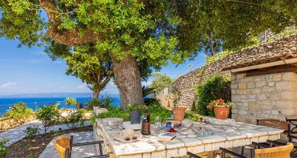 Villa Ariadne - Five Bedroom Villa, Sleeps 10