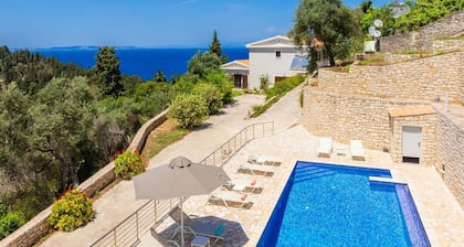Villa Ariadne - Five Bedroom Villa, Sleeps 10
