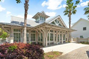 Property grounds - 30A Beach House - Pelican's Rest by PHG (Panama City Beach)