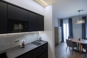 Fridge, microwave, coffee/tea maker, electric kettle