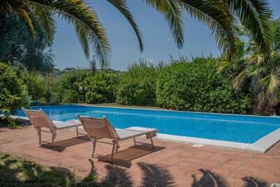 Villa Lucia 9 - Three Bedroom Villa, Sleeps 9