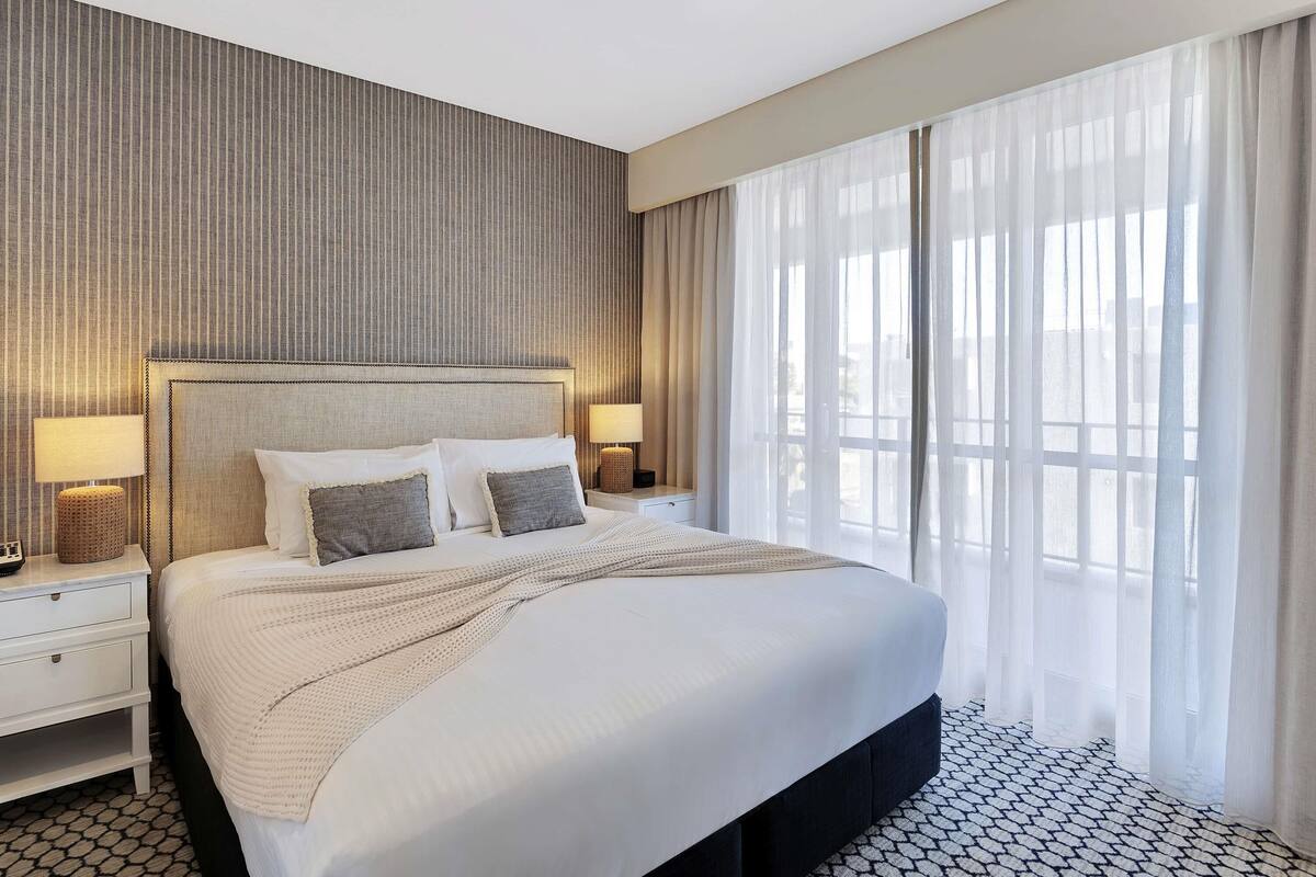 Apartment, 1 Bedroom, Ocean View | Premium bedding, down comforters, pillowtop beds, in-room safe