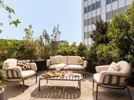 Deluxe Room, 1 Double Bed, Terrace | Premium bedding, pillowtop beds, in-room safe, desk