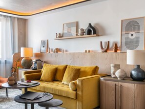 Hochwertige Bettwaren, Pillowtop-Betten, Zimmersafe, Schreibtisch