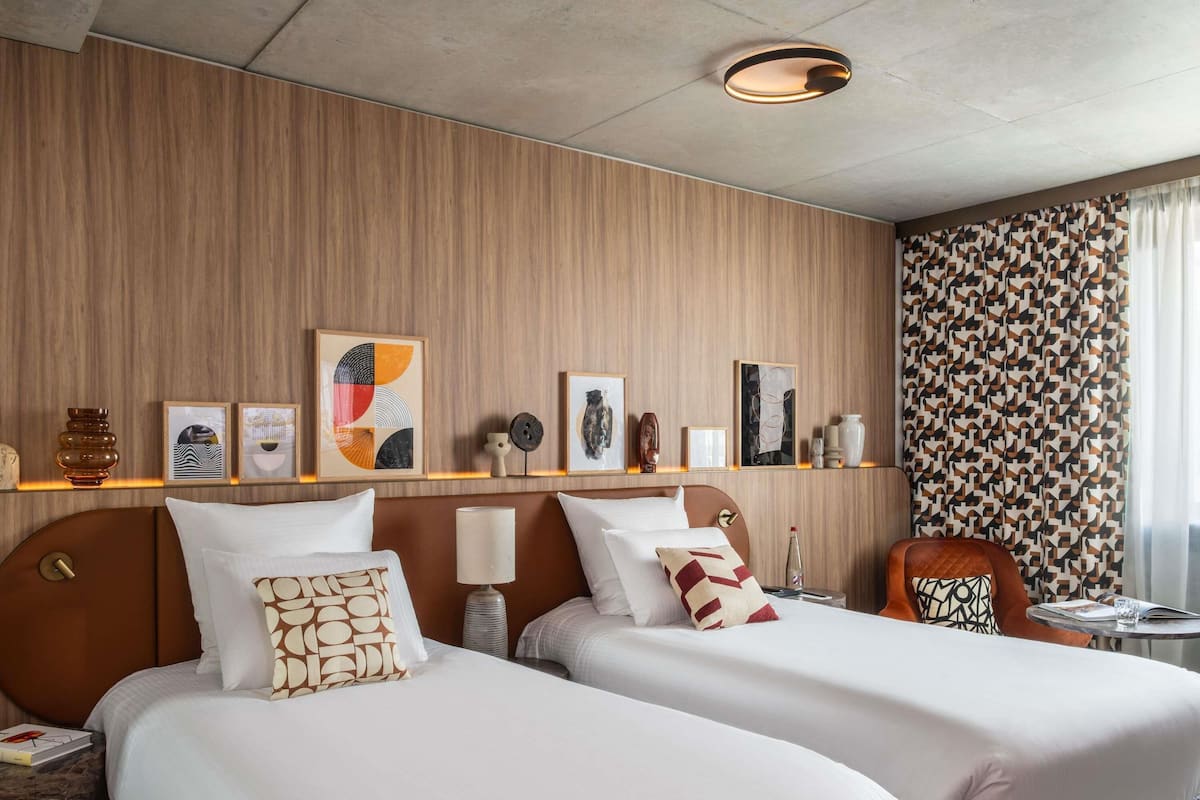 Premium bedding, pillowtop beds, in-room safe, desk