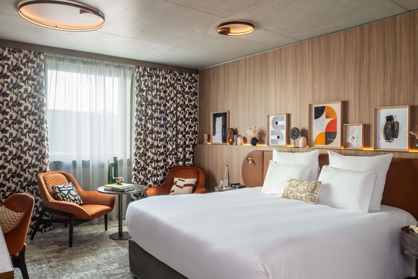 Premium bedding, pillow-top beds, in-room safe, desk