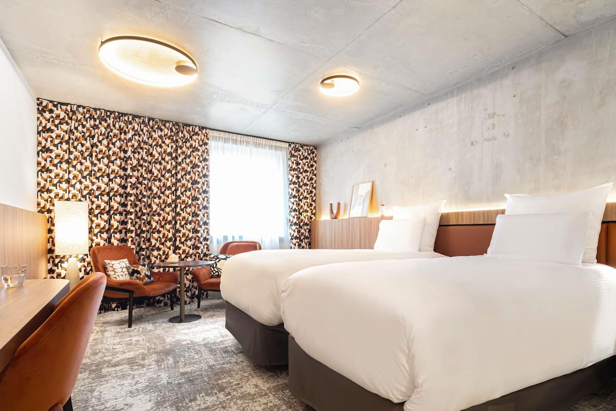 Premium bedding, pillowtop beds, in-room safe, desk