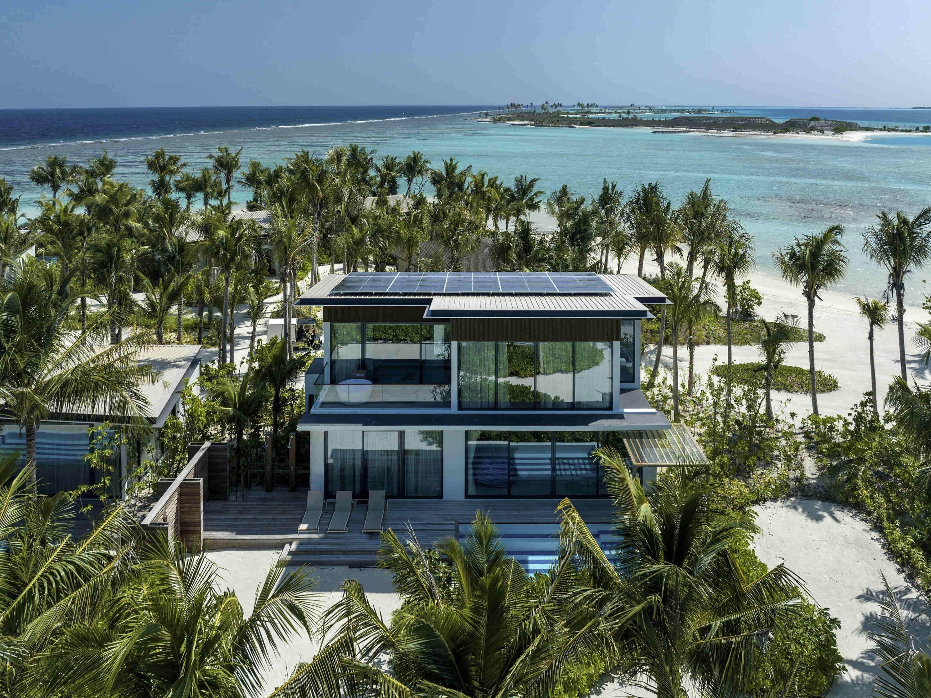 Two-Bedroom Lagoon Beach Pool Loft | Premium bedding, memory foam beds, minibar, in-room safe