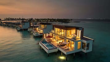 Three-Bedroom Ocean Water Pool Atelier | Premium bedding, memory foam beds, minibar, in-room safe