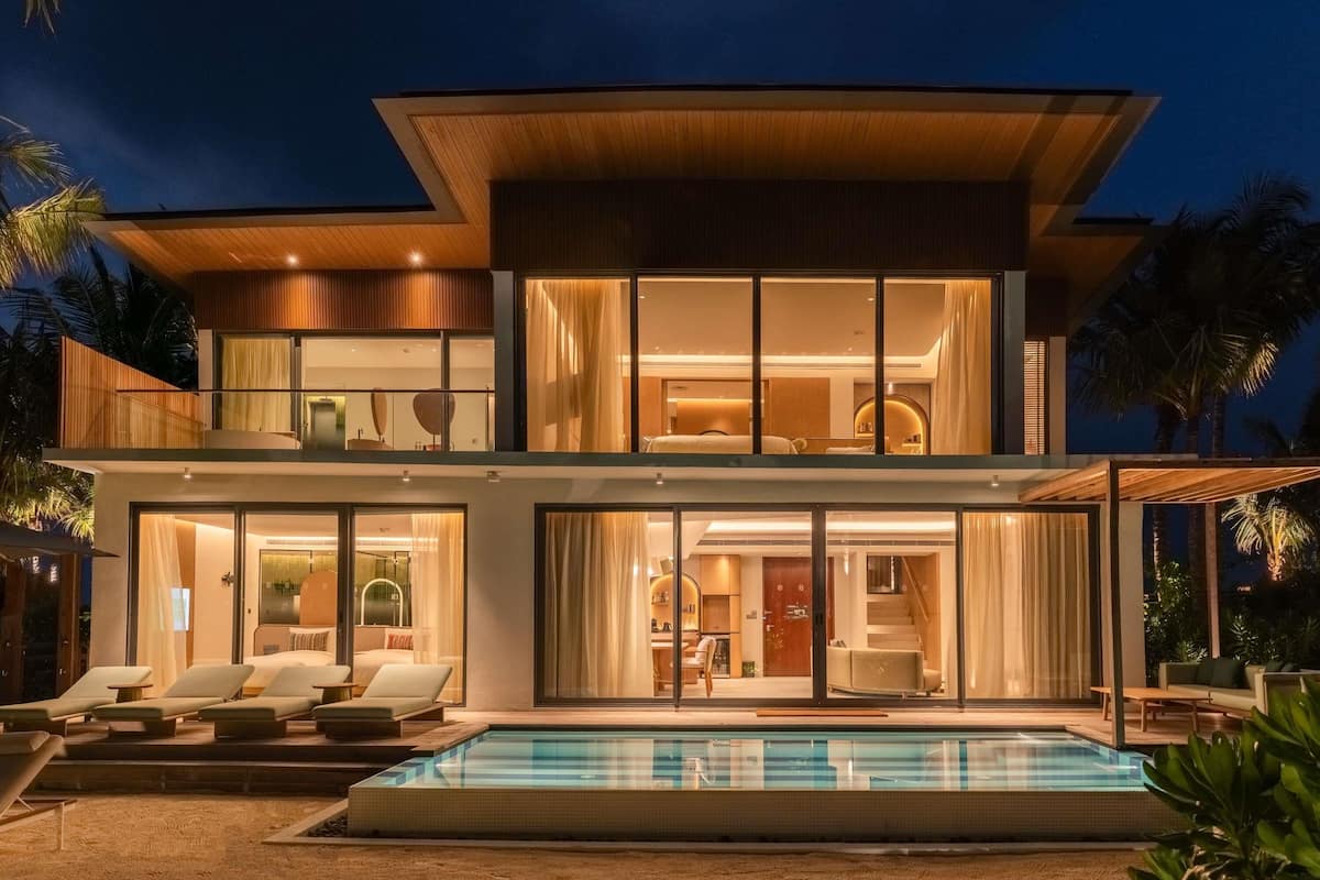 Two-Bedroom Lagoon Beach Pool Loft