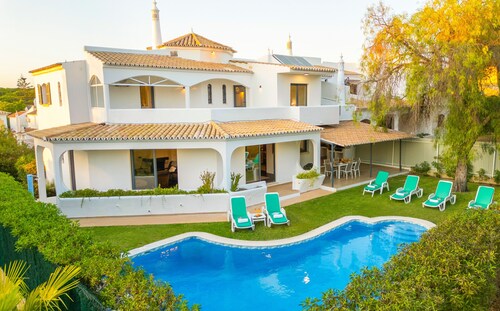 Villa with private pool in Vilamoura