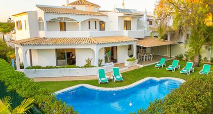 Villa with private pool in Vilamoura