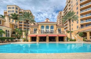 A heated pool - 5th Floor Luxury Condo with Gulf Views and Steps from the Beach (Clearwater)