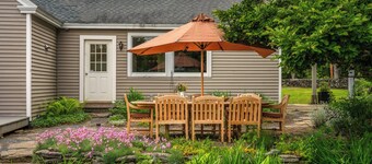 Autumn Escape with Tennis Court and Stunning Foliage