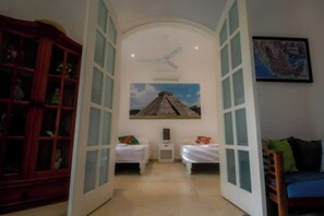 3 多间卧室、旅行婴儿床、WiFi