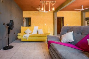 Family House | Living area - Del Lago Lofts - Casa Vacacional Temixco (Temixco)