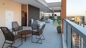 Ảnh chưa phân loại, 5 trong số 47 ảnh, nút