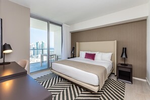 2 bedrooms, iron/ironing board, travel cot, free WiFi