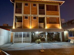 Front of property - Milton Leite Suite (Florianópolis)
