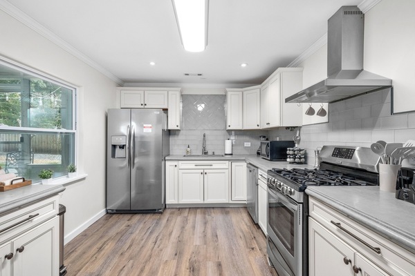 Refrigerador, microondas, horno, placa de cocina