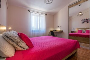 3 Schlafzimmer, Bügeleisen/Bügelbrett, WLAN, Bettwäsche