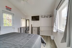 1 Schlafzimmer, Schreibtisch, WLAN, Bettwäsche