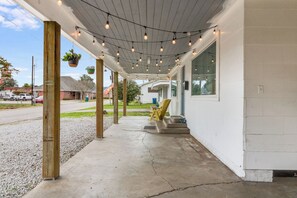 Exterior detail - 4 Bedroom Oasis - Middle of Downtown Lafayette!! (Lafayette)