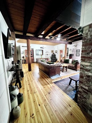 Smart TV, fireplace, video games, DVD player