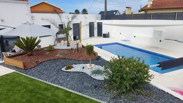 Piscine extérieure, piscine chauffée