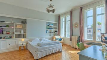 4 chambres, fer et planche Ă  repasser, Wi-Fi gratuit