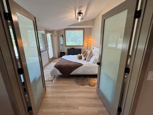 Granite Chutes - Luxury 2BR Retreat Near Schweitzer & Sandpoint