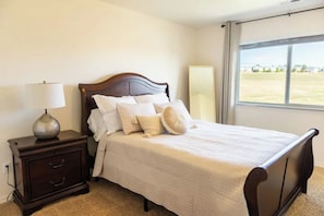 4 Schlafzimmer, Bügeleisen/Bügelbrett, kostenloses WLAN, Bettwäsche