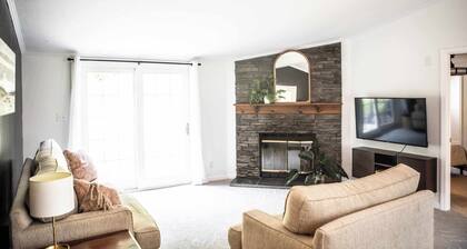 Moccasin Creek Cottage - Hocking Hills State Parks- Cozy back yard